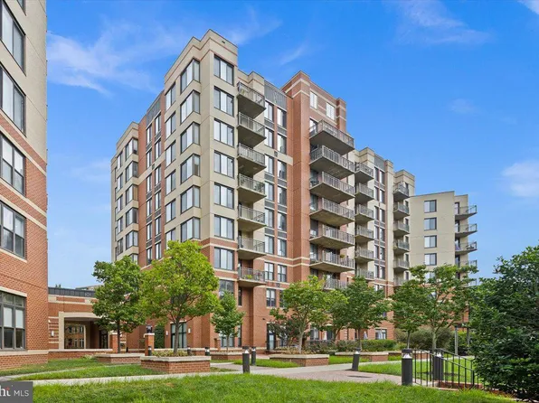 2220 N Fairfax Dr #708, Arlington, VA 22201
