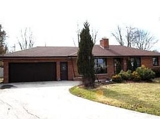 3169 S Wollmer Rd, West Allis, WI 53227