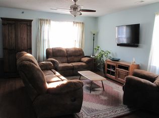 309 W Woodland Dr, Yorktown, VA 23692