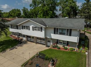 418 Hamilton Pl #420, Horicon, WI 53032