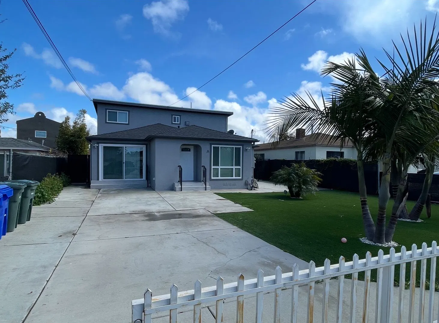 621 Florence St — Photo 1