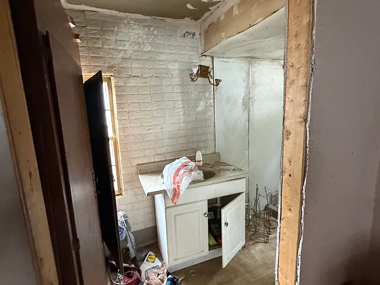 203 Raleigh Ave — Photo 8