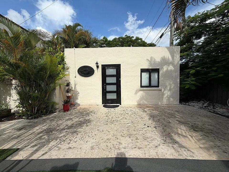 927 Paseo Andorra #COTTAGE