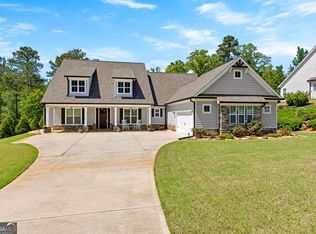 266 Blue Point Pkwy, Fayetteville, GA 30215