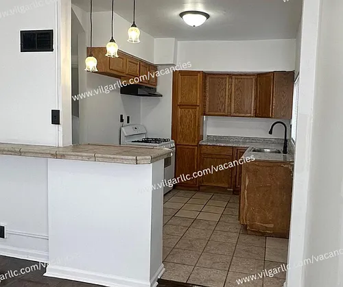 600 W 46th Ave Photo 1