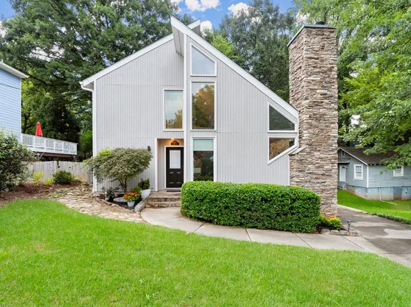 489 Trabert Ave NW, Atlanta, GA 30309
