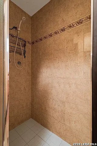 2201 Zacatecas Dr — Photo 49