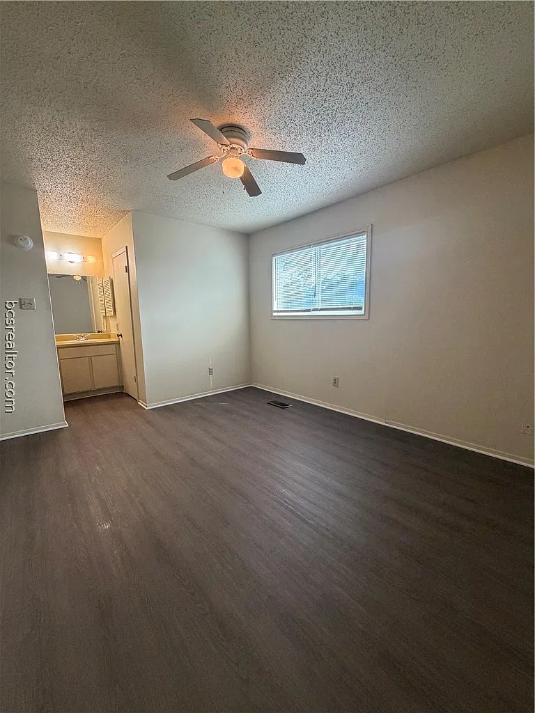 1 bed, 600 sqft, $600 — Photo 3