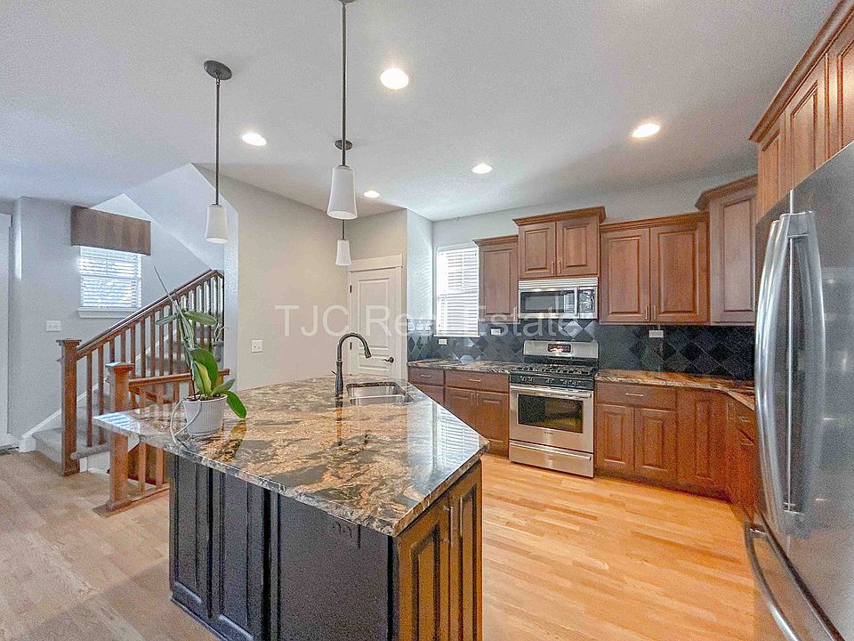 1st image of 8124 E 49th Dr