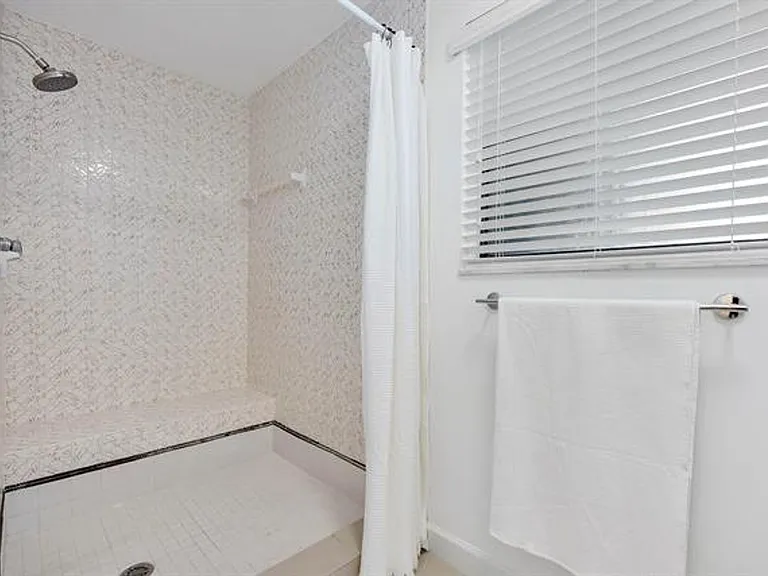 9717 N New River Canal Rd #409 — Photo 30