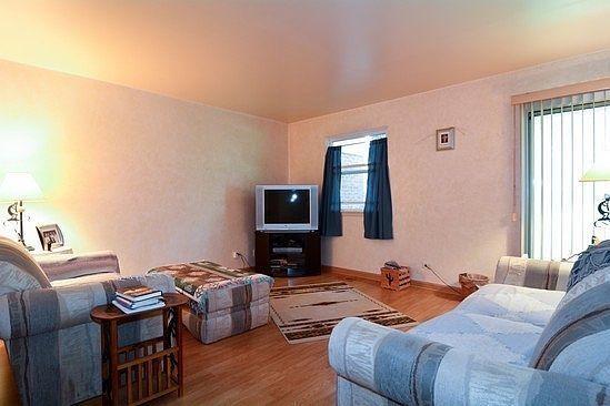 2nd image of 2786 Glasgow Ct Unit X1