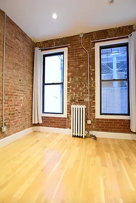 Rented by REAL New York | media 16