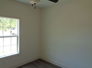 28 Locust Ln, Tupelo, MS 38801