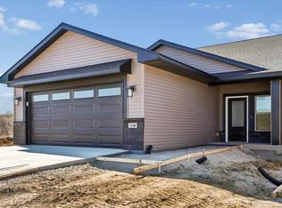 1110 Switchgrass Ln, Ely, IA 52227