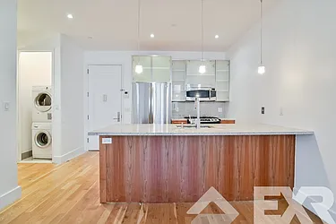 140 Hope Street, #4F