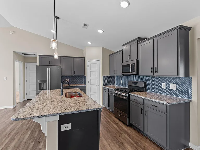 116 Harvest Blvd — Photo 17