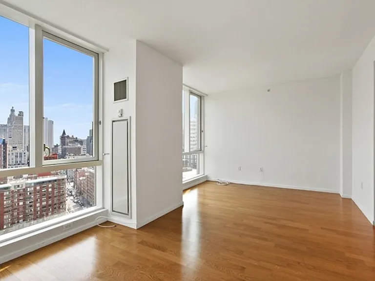 200 Chambers St #19G — Photo 5