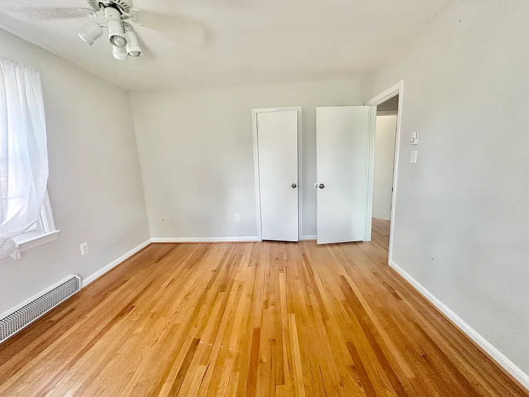 703 Kentland Dr — Photo 48