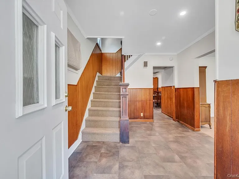 389 Hamilton Ave — Photo 5