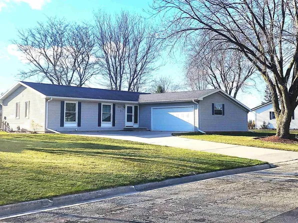 959 Ridge Avenue, Lancaster, WI 53813