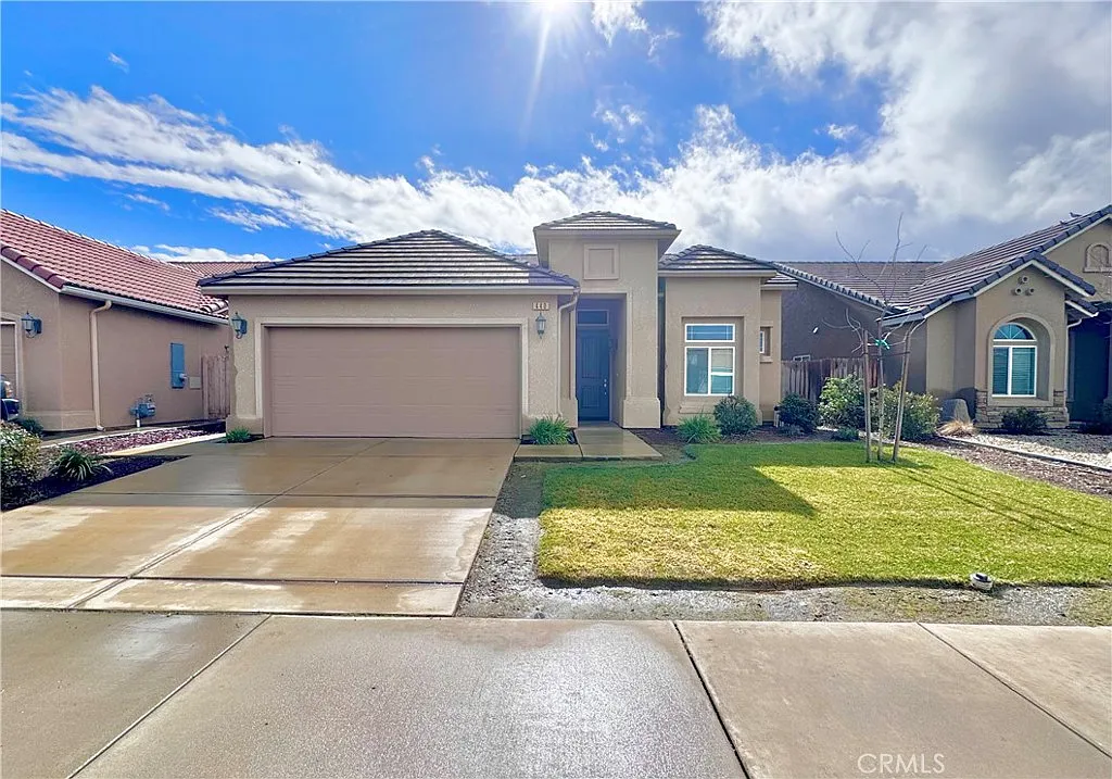 440 Hart Dr photo 1