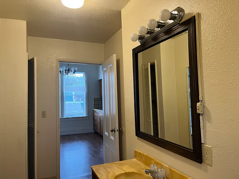 863 Belden St #A — Photo 10