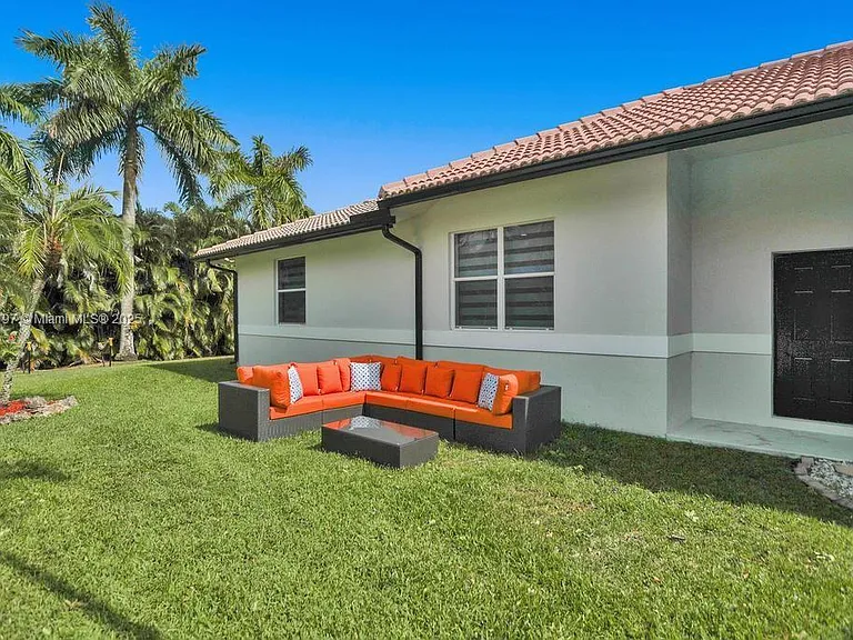 3152 SW 147th Ave — Photo 58