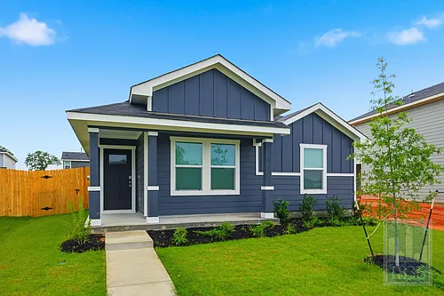 306 Constanza Trl Photo 1