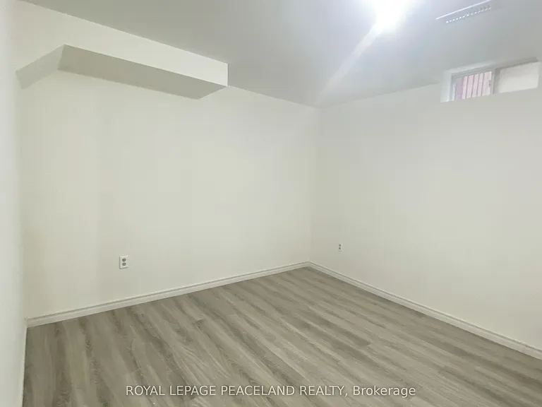 25 Digby Cres #BASEMENT — Photo 7