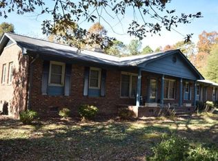 141 Willie Duncan Rd, Siler City, NC 27344