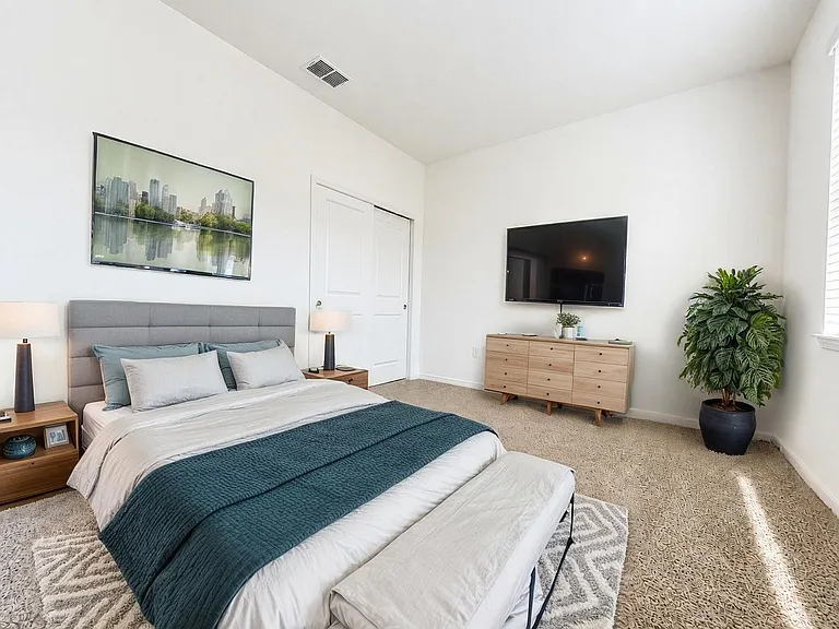 7045 SW 65th St — Photo 35