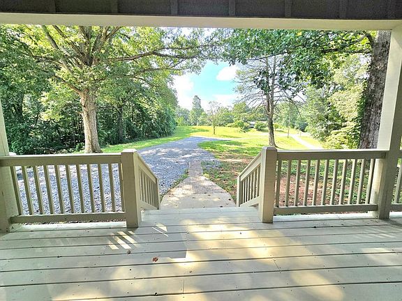 3rd image of 2417 Mobile Rd