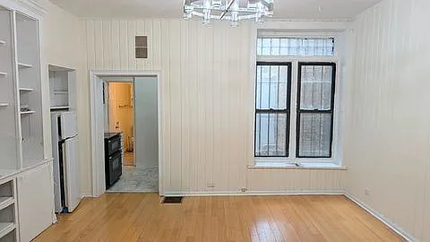 14 W Chestnut St — Photo 3
