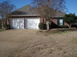 110 Navajo Cir, Clinton, MS 39056