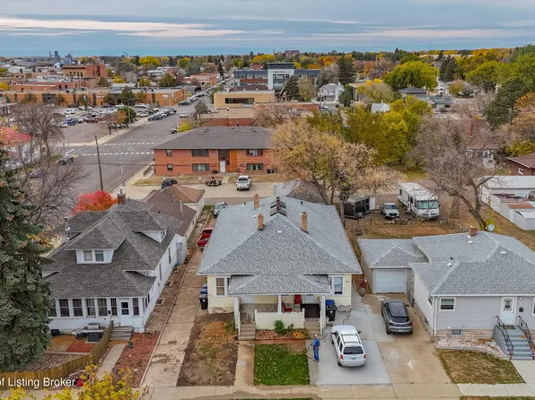 213 2nd Ave E, Dickinson, ND 58601
