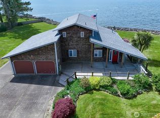 830 Riverview LN, Chinook, WA