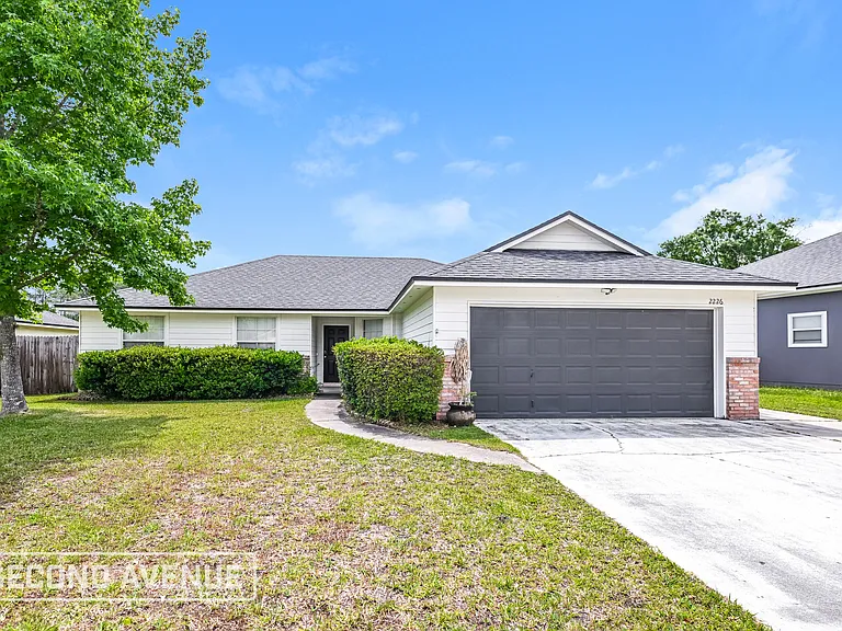 2226 Thomas Lynch Ct — Photo 1