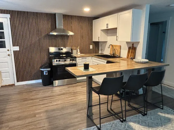 8266 Hiawatha Ave, Manistique, MI 49854