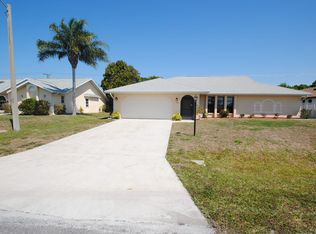 1366 Roosevelt Dr, Venice, FL 34293