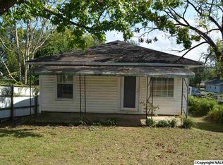 1417 Carlisle Ave, Guntersville, AL 35976