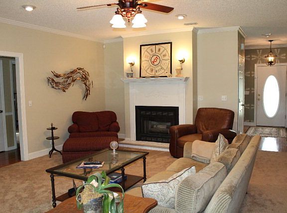 4th image of 7016 Northgate Dr