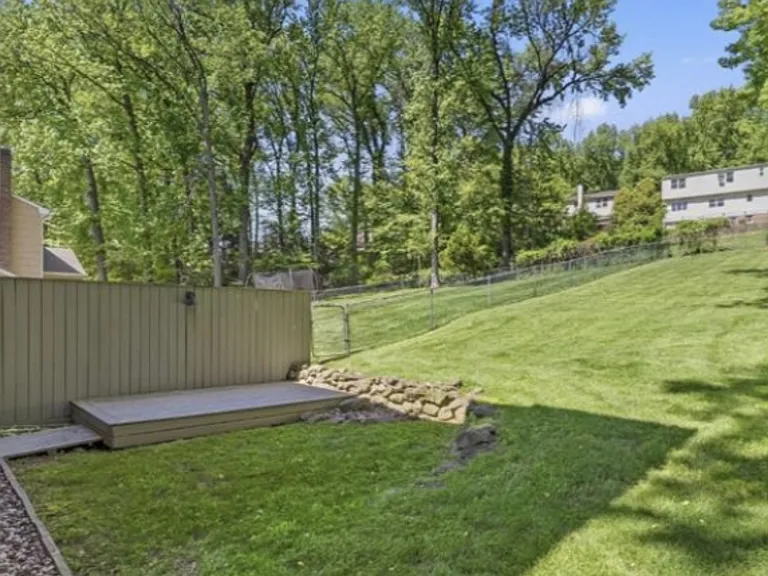 89 Forsythia Ln — Photo 8