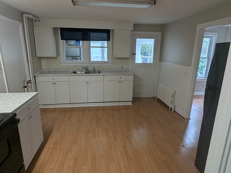 133 Gorham St — Photo 1