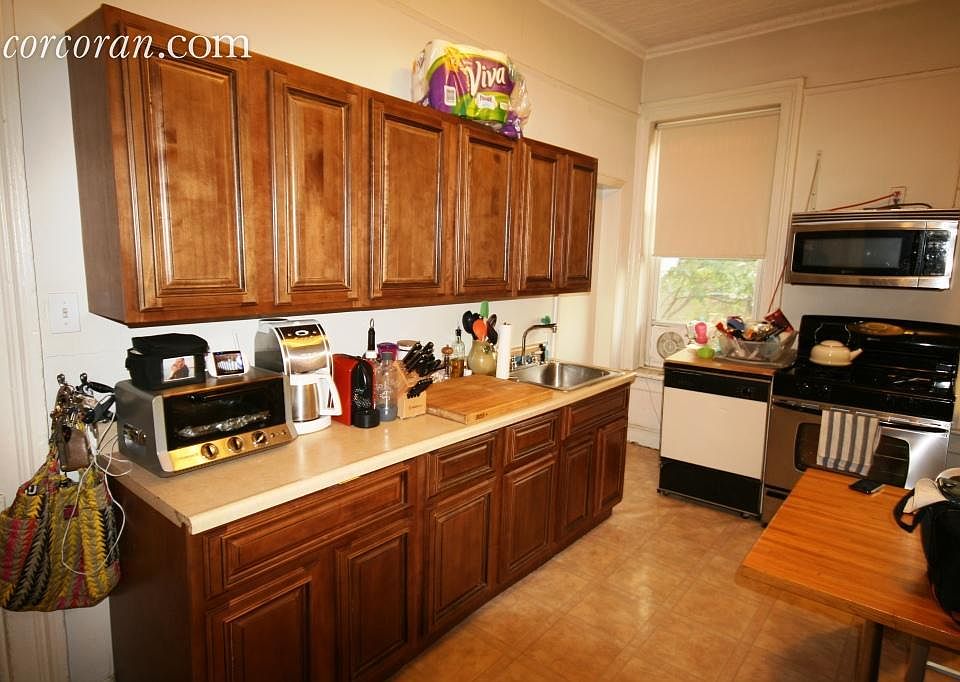 1st image of 398 5th Ave APT 2