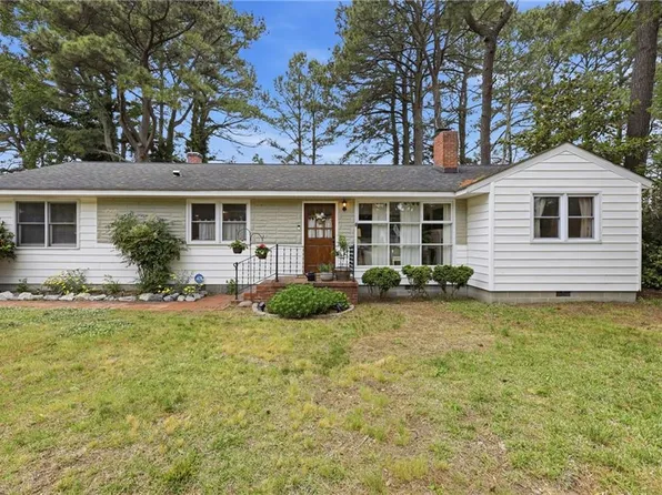 10181 Pine Ave, Nassawadox, VA 23413