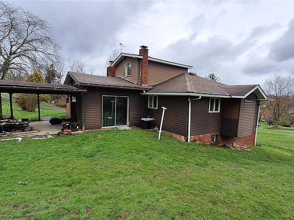 3rd image of 109 Sprung Ln
