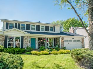 6782 Aspen Rd, Lisle, IL 60532