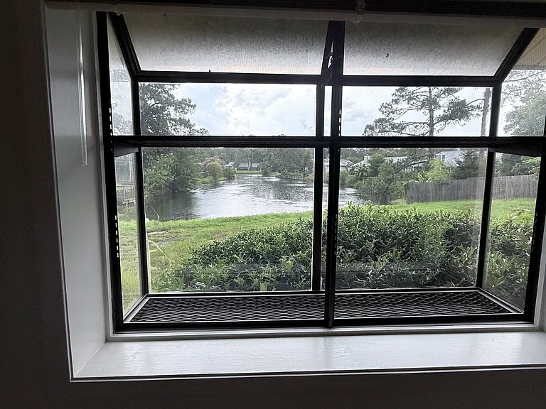 2020 Indian Springs Dr — Photo 24