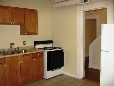 56 Dodridge Kitchen