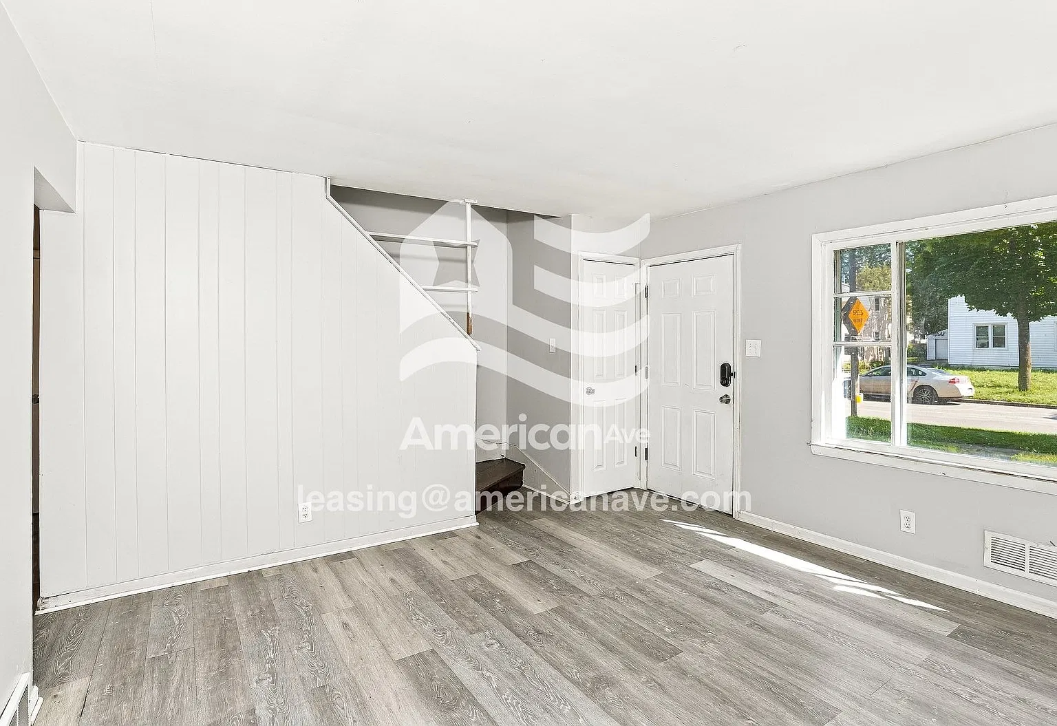 4 bed, 2.0 bath, 1174 sqft, $1,821 — Photo 2